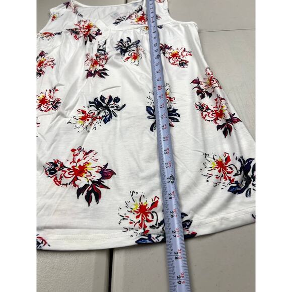 Women's Medium White Floral Sleeveless Blouse Flowy Tank Flare V Neck Button Top - Picture 3 of 6